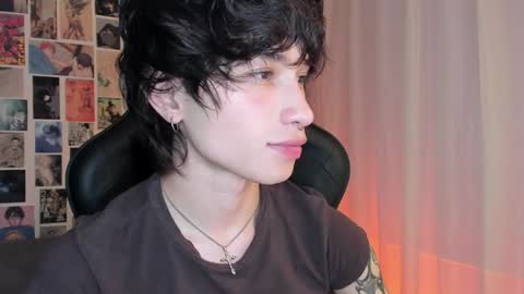 Liam online show from December 17, 6:02 am