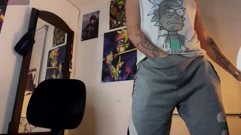 Liam online show from October 9, 3:11 am