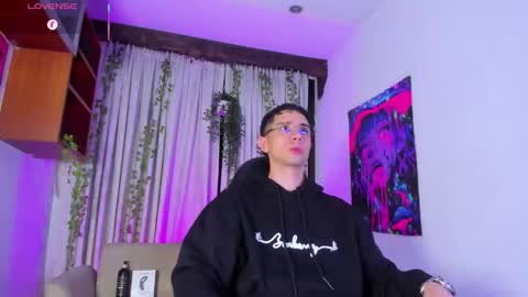 Liam online show from February 24, 1:18 am