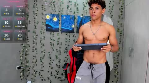 liamvibes212 online show from March 9, 1:05 pm