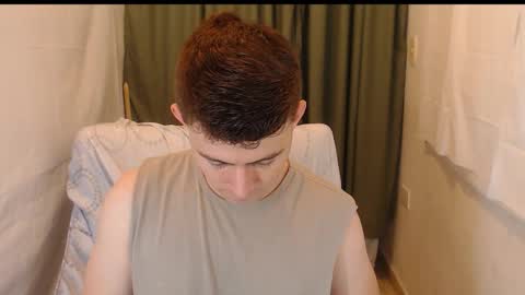 lian_eathan online show from November 30, 6:10 pm