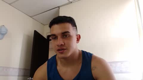 Liamstonne online show from March 22, 8:25 pm