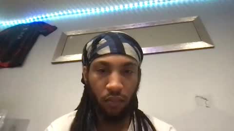 Suave online show from April 21, 6:08 am