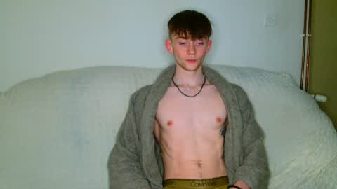 lilbearxxxx online show from April 24, 8:00 pm