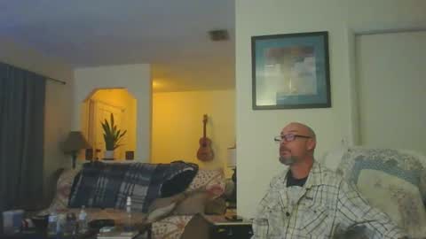 lildicksissy online show from December 18, 8:10 am