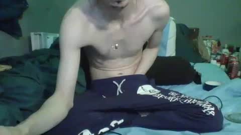 lildman420 online show from April 6, 12:17 pm