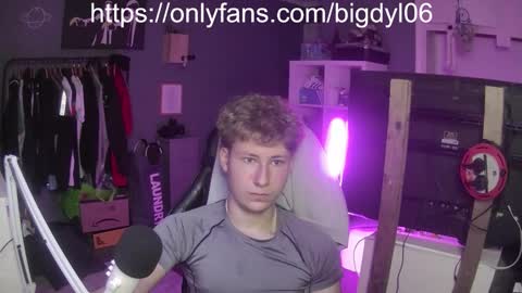 lildyl06 online show from January 12, 8:51 am