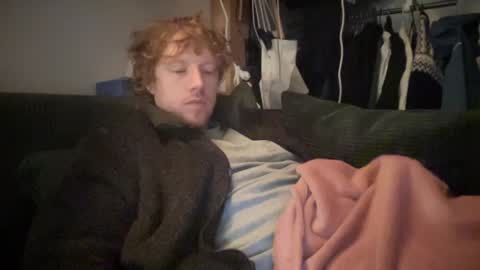 Snapshot of lilginge1 chatting on February 7, 10:52 pm lilginge1 online show from February 7, 10:52 pm