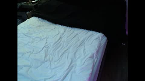 lb online show from March 16, 7:51 pm