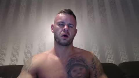 linolove030 online show from February 9, 2:06 am