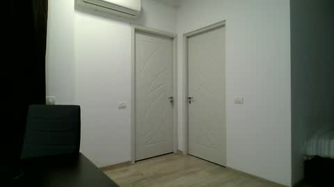 Leo online show from March 2, 6:05 am