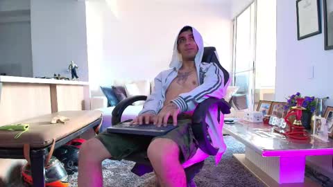 Lior Vante online show from February 9, 9:41 pm