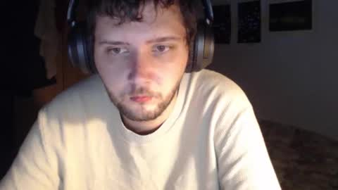 littlealien7 online show from January 8, 6:41 am