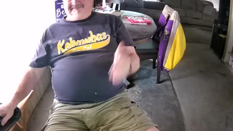 Snapshot of littled83057 chatting on September 11, 7:13 pm Littled83057 online show from September 11, 7:13 pm