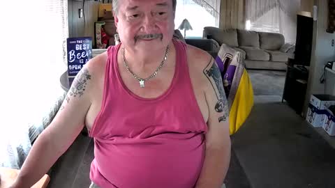 Snapshot of littled83057 chatting on September 19, 8:52 pm Littled83057 online show from September 19, 8:52 pm