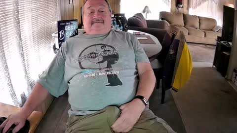 Snapshot of littled83057 chatting on October 4, 5:51 pm Littled83057 online show from October 4, 5:51 pm