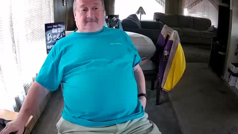 Snapshot of littled83057 chatting on September 29, 7:21 pm Littled83057 online show from September 29, 7:21 pm