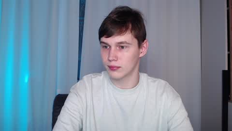 Snapshot of littlesadcabbage chatting on December 20, 1:03 am Sonnenschein online show from December 20, 1:03 am