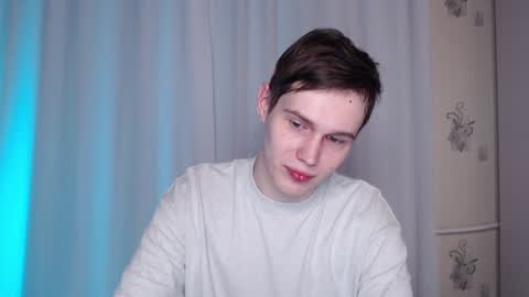 Snapshot of littlesadcabbage chatting on January 11, 6:44 pm Sonnenschein online show from January 11, 6:44 pm