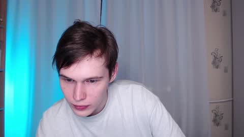 Snapshot of littlesadcabbage chatting on February 1, 1:23 am Sonnenschein online show from February 1, 1:23 am