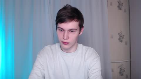 Snapshot of littlesadcabbage chatting on February 8, 3:42 pm Sonnenschein online show from February 8, 3:42 pm