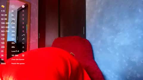 Snapshot of liuscast_22 chatting on October 26, 4:42 pm Luis Castro  online show from October 26, 4:42 pm