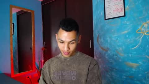 Snapshot of liuscast_22 chatting on January 24, 12:31 pm Luis Castro  online show from January 24, 12:31 pm