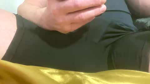 Snapshot of livinlife4now85 chatting on March 5, 1:17 pm Cum4fun online show from March 5, 1:17 pm