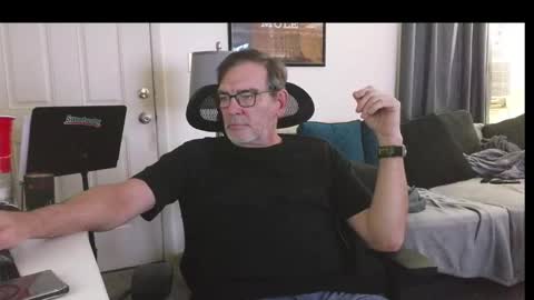 LongDick Daddy online show from November 16, 2:03 am