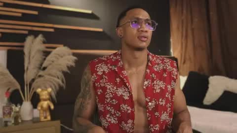 logan_varela online show from January 26, 1:31 am