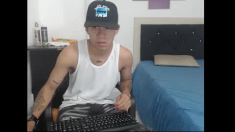 logannthh online show from October 12, 7:52 pm