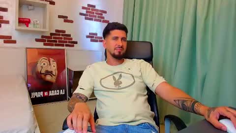 LoganStroud online show from August 2, 4:44 am