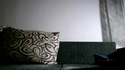 logitech0000 online show from December 15, 12:40 am