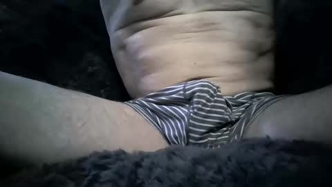 loisaida4u online show from February 11, 9:09 pm