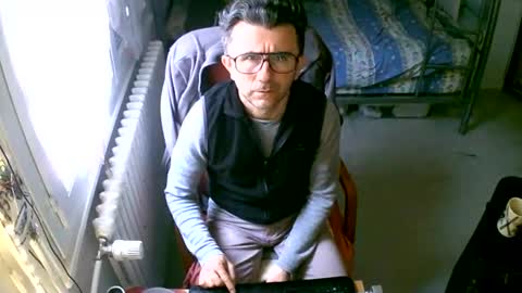 lokoum39 online show from March 25, 12:31 pm