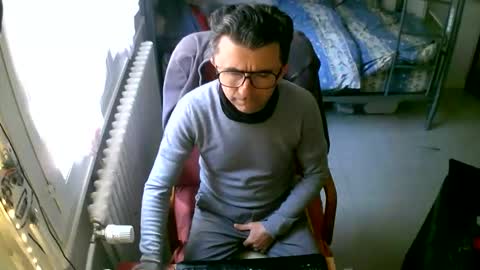 lokoum39 online show from March 23, 11:49 am