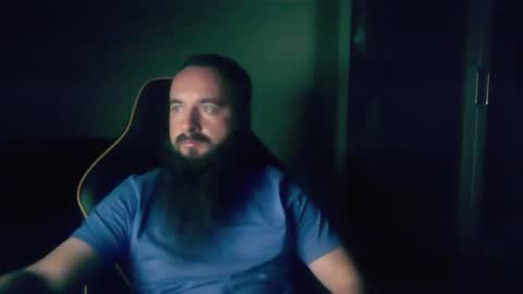 london_man1988 online show from November 19, 7:03 pm