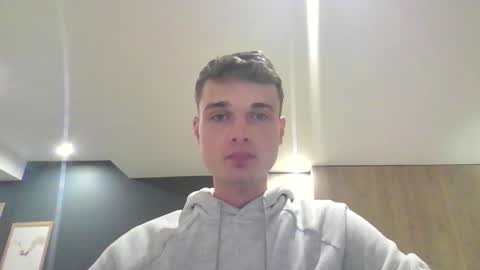 london_tomy online show from September 18, 10:45 pm