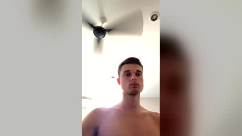 london_tomy online show from March 25, 10:03 pm