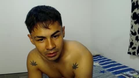 Snapshot of lonelydick2002 chatting on January 9, 2:11 am lonelydick2002 online show from January 9, 2:11 am