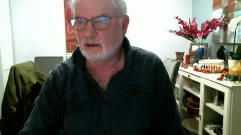 loop102 online show from December 30, 2:20 am