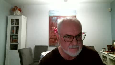 loop102 online show from June 8, 1:01 am
