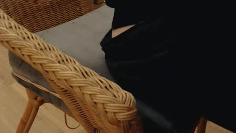 lostinspaxe online show from November 22, 4:39 pm