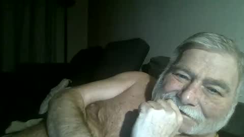 louis_chokdee online show from January 10, 4:41 pm