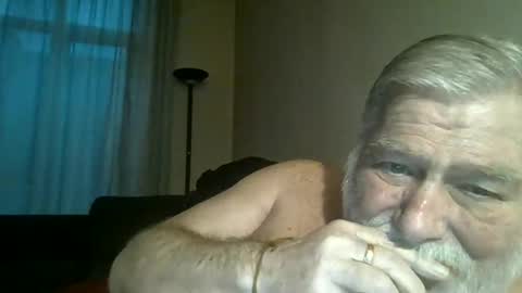 louis_chokdee online show from January 23, 4:27 pm