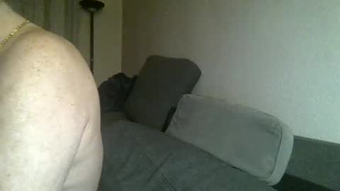 louis_chokdee online show from December 19, 5:08 pm