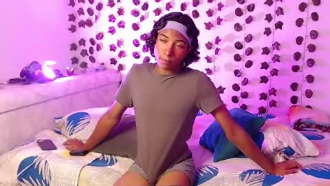 Louis Valdz online show from February 24, 9:31 pm