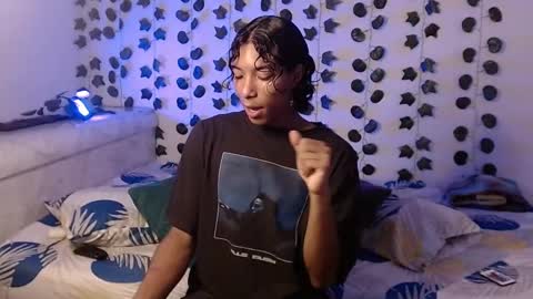 Louis Valdz online show from February 17, 8:36 pm