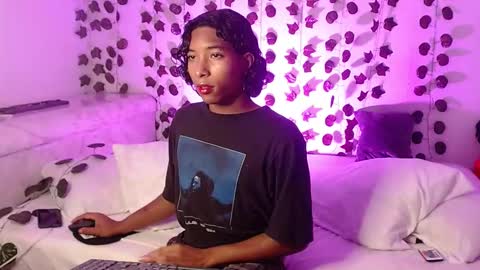 Louis Valdz online show from March 5, 8:33 pm