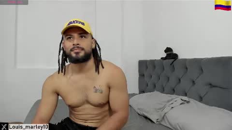 louis_marley_ online show from June 20, 5:40 pm
